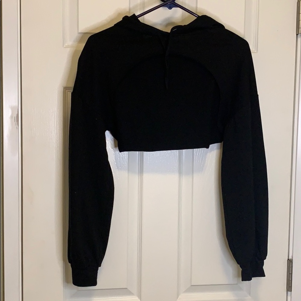 Crop Top Long Sleeve w Hood